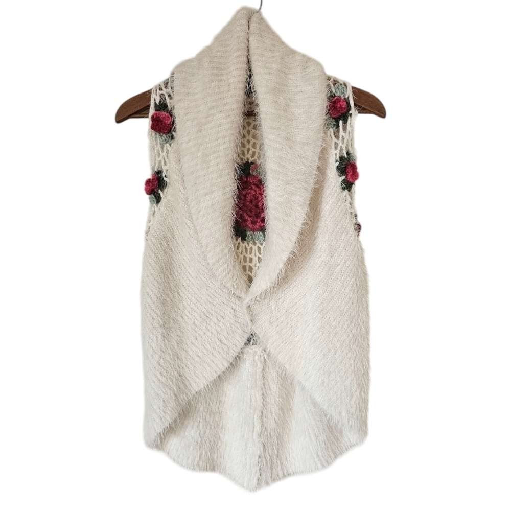 Rosette crochet Mix sweater cardigan vest soft white vintage style size S